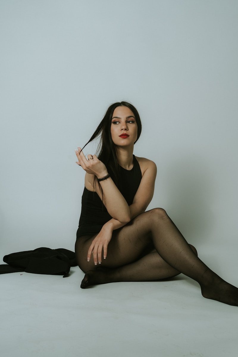 The Ultimate Guide to Black Tights Care: Keeping Your Legwear Looking Its Best